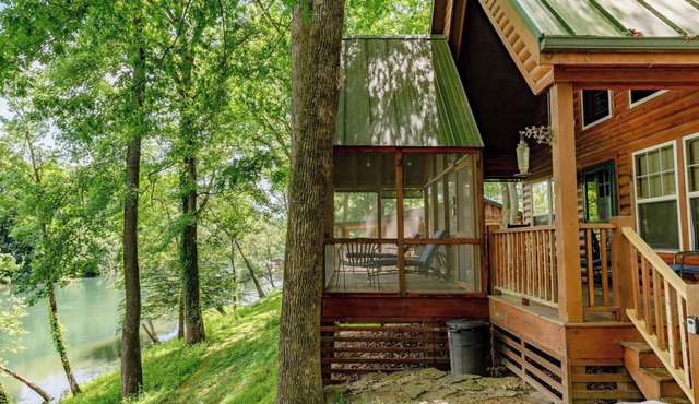 Little Red River Waterfront Cabin for a perfect fishing getaway!