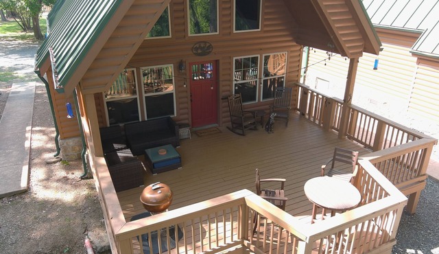 Little Red River Waterfront Cabin for a perfect fishing getaway!