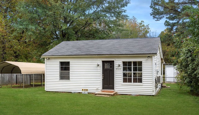 Little Rock Air Force Base Tiny House-Pet Friendly!