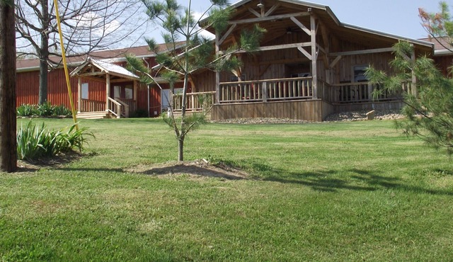 Little Rock Lodge - 8300 Sq Feet Of Rustic Elegance On Over 200 acres!