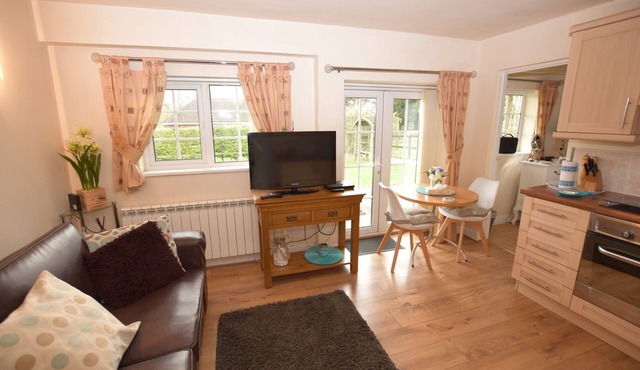 Little Rushbrook Cottages