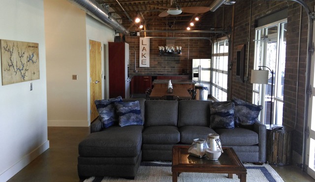 Little's On The Lake - A Contemporary Retreat On Smith Lake - Avl Pontoon Rental