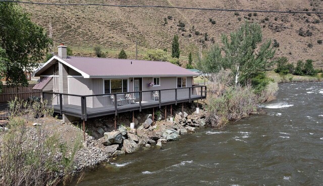 Little Salmon River House close to Riggins,Id