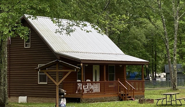 Little Tracks Cabins