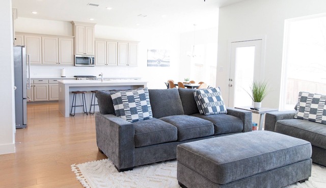 Little TX Home | 304