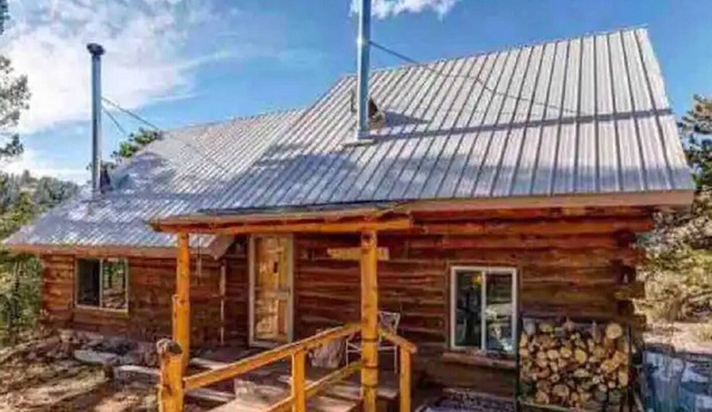 Little Valhalla Cabin in the Woods