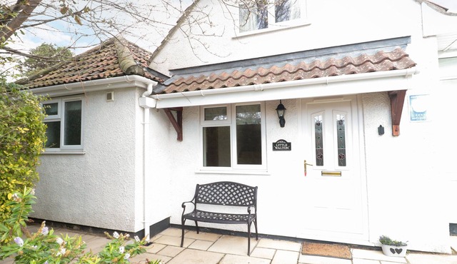 LITTLE WALTON, family friendly, with a garden in Burnham-On-Sea