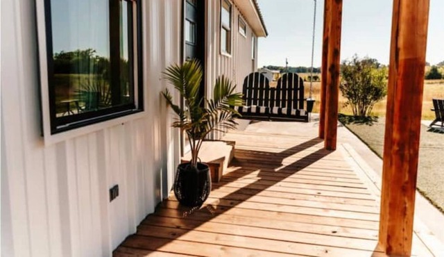 Little White Cottage 2
