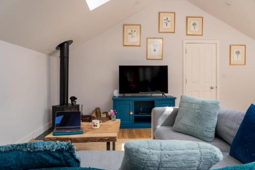 Little Willow Bank - 1 bed luxury apartment between Salisbury and The New Forest