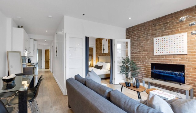 LiV MTL Downtown-401 | Spacious 2BR Suite Montreal