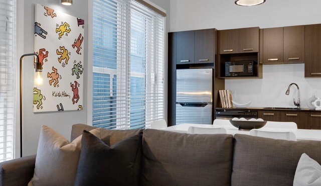 LiV MTL | Spacious 2BR + Mezzanine F1 Grand Prix