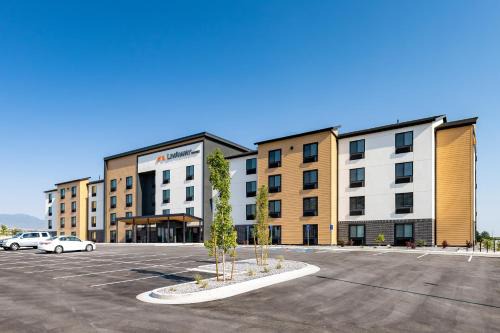 LivAway Suites Syracuse