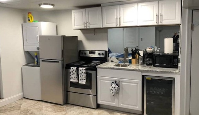 Live a Cozy and Tucked Away Lifestyle in this city style Studio!