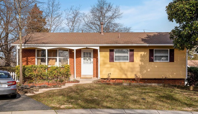 Live and Work Near DC