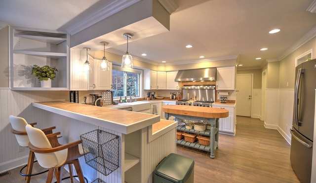 Live large in 4,000 sq ft house on large lot with 30 foot pine trees