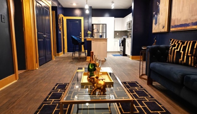 Live Like ROYALTY in Buckhead This unique place has a style all of its own.