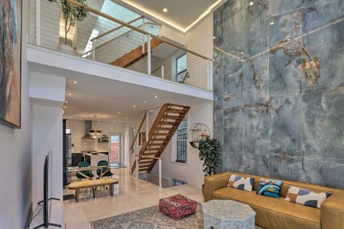 Live Loftily at University City