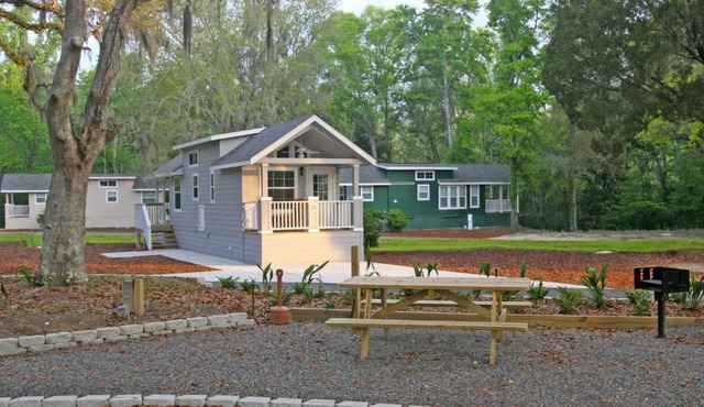 Live Oak Landing