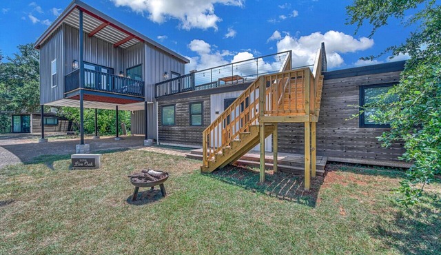 Live Oak | Unprecedented Aerial Container Home