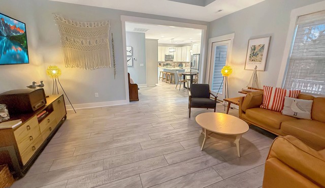 Live Oak Villa~ OKI Family Focused Beach Retreat ~King Primary w/Ensuite