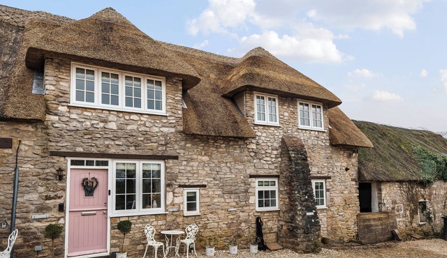 Live the coastal cottage dream in Dorset AONB
