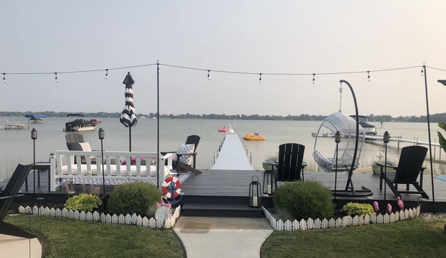 Live the dream at MyHappyPlace,Private dock15 min away from CulverAcademy ⚓️⛵️🥂🚣‍♀️🚴‍♀️