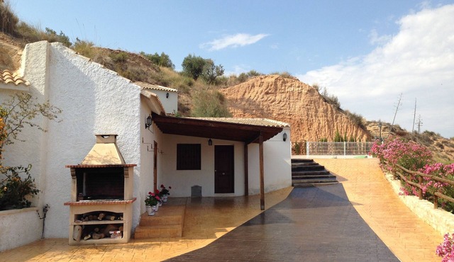 Live the experience of staying in a cave