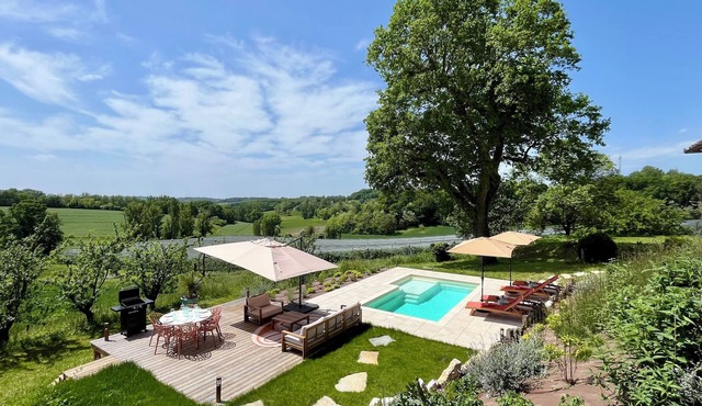 Live the French Art de Vivre — Pool, Nature & Silence