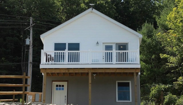 Live the Lake Life In A Brand-New House