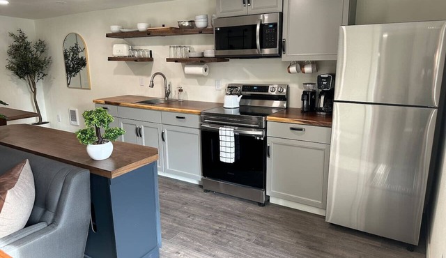 Live/Work Downtown Apartment