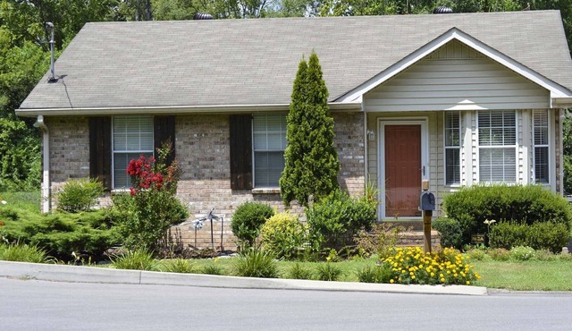 Lively East Nashville Pad: Walk to Bars & Eateries
