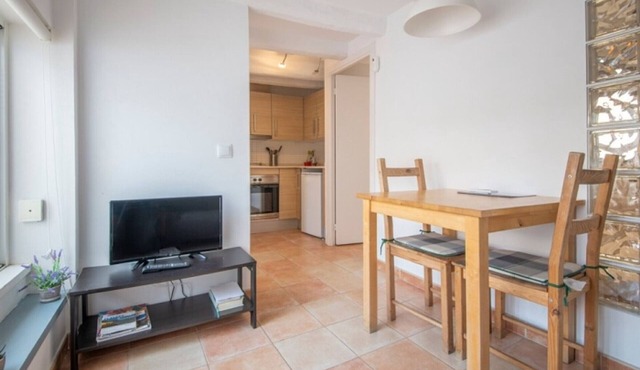 Lively penthouse in Tarragona with terrace for 2 people