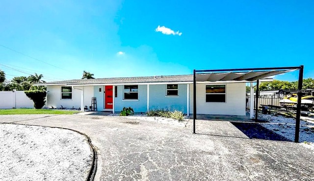 Living fun & Easy on the Water