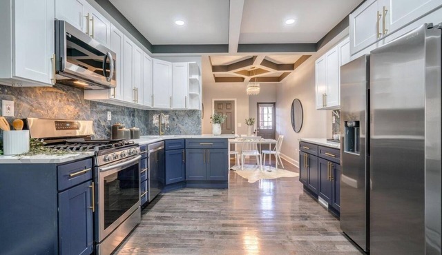 Living in Luxury .nWhere Sophistication meets Elegance