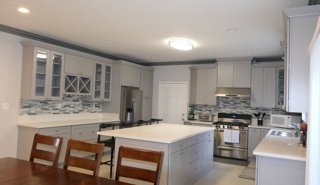 * Living Large * Newly Built * Disneyland & Beaches
