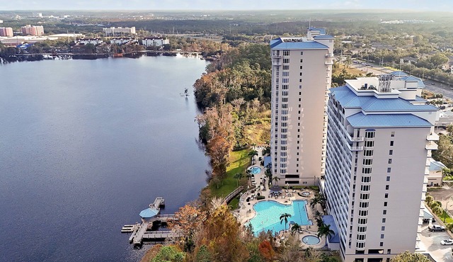 Living the Disney Dream! | Lake View Luxury Condo