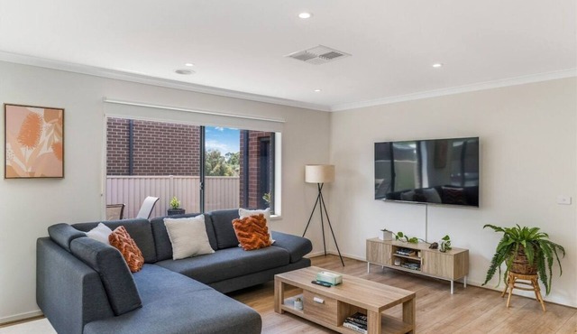 Living The Dream At Lyric Crt