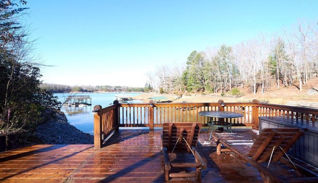 Living the Dream on Lake Blue Ridge