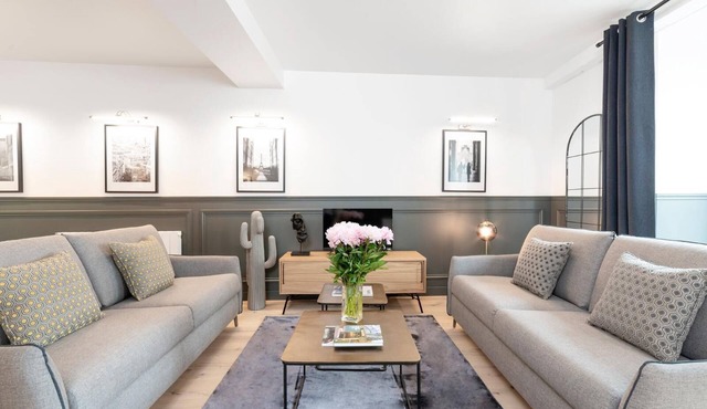 LivinParis | Luxury 4 Bedrooms Le Marais