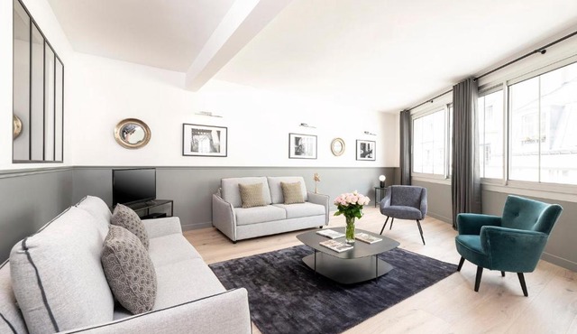 LivinParis - Luxury AC 3 Bedrooms Le Marais III