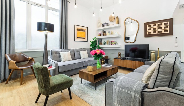 LivinParis | Luxury AC 4 Bedrooms Montmartre I