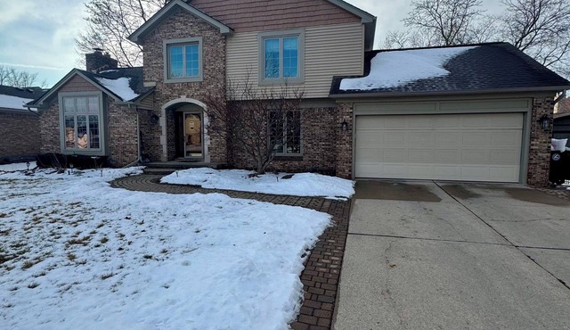Livonia Oasis with Private Hot Tub