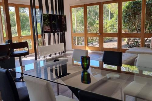 Liz Garden country house