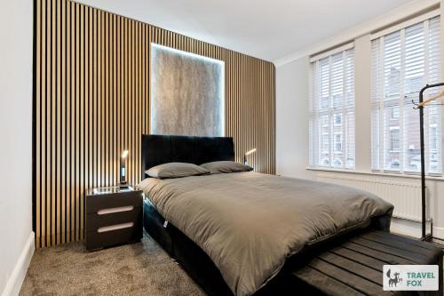 Liz's 4 Bed House: Close to the Motor Point Arena