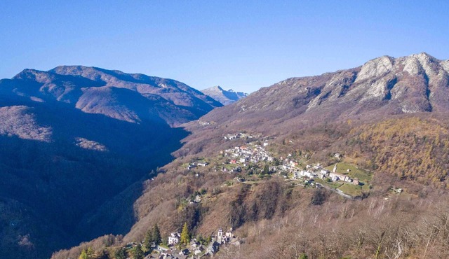 Lizard House-Auressio, Onsernone Valley (TI)