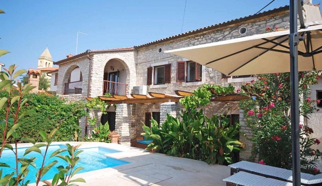Liznjan Villa