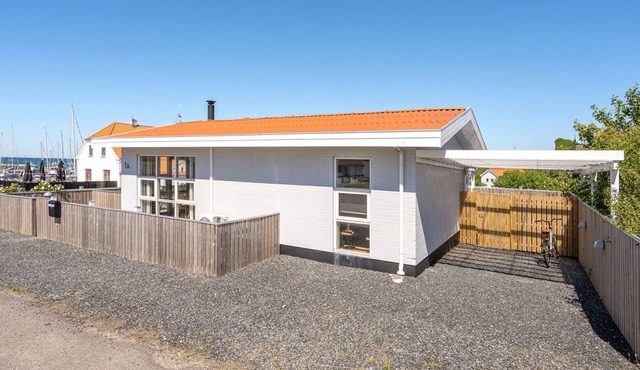 "Ljubinko" - 50m from the sea by Interhome