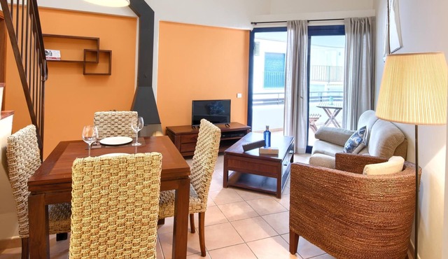 LLAFRANC MAR SECOND FLOOR APARTMENTS 2B