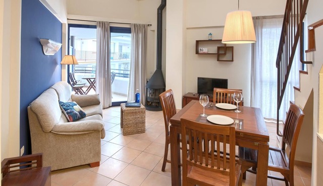 LLAFRANC MAR SECOND FLOOR APARTMENT 2C