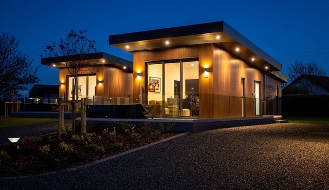 Lligwy Lodge - sleeps 4 guests in 1 bedroom